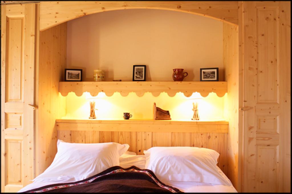 Hotel La Ferme Du Chozal, Chalet De Tradition โอตลุซ ภายนอก รูปภาพ