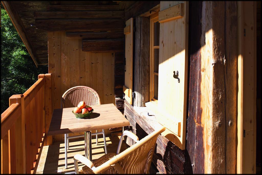 Hotel La Ferme Du Chozal, Chalet De Tradition โอตลุซ ภายนอก รูปภาพ